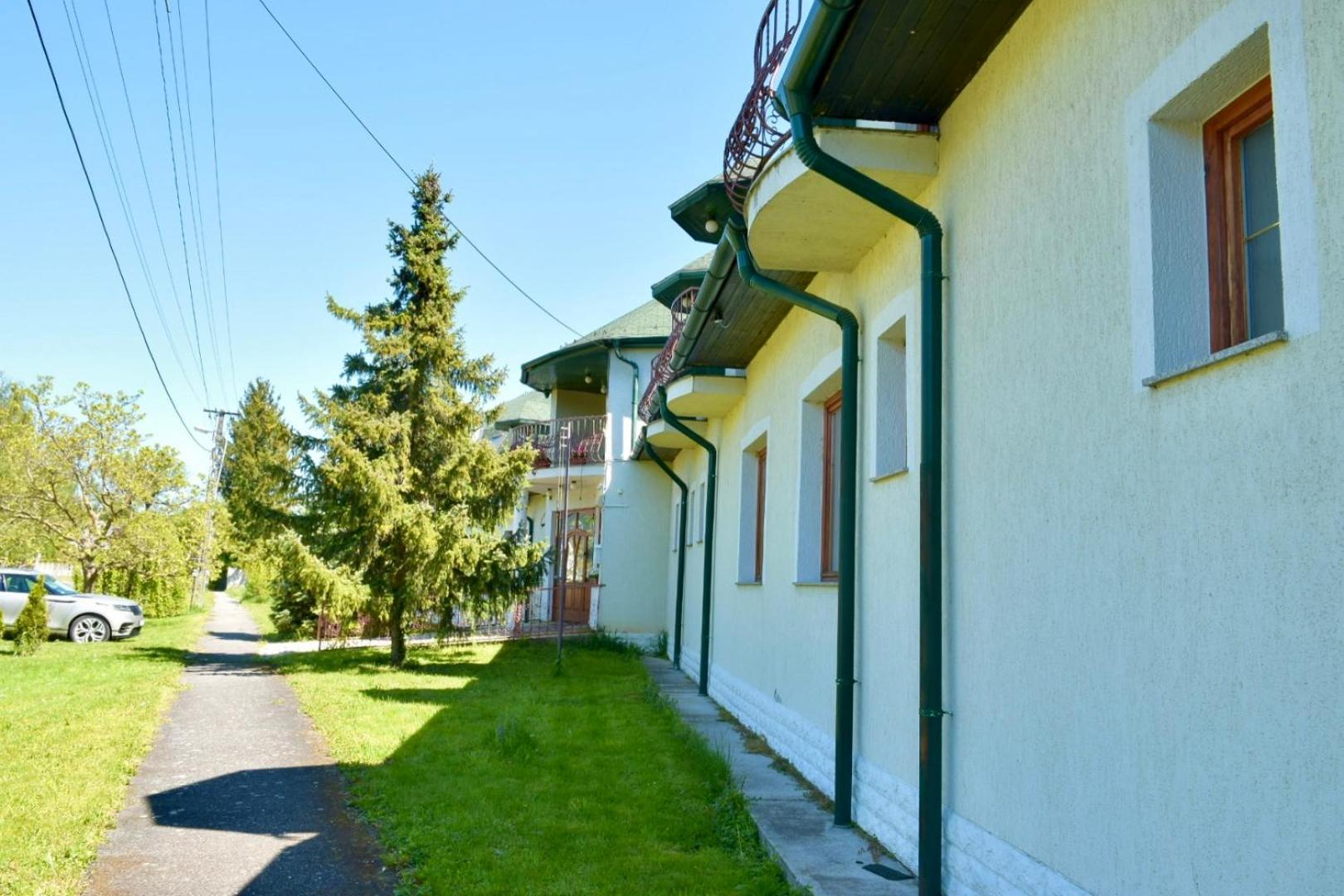 Eden Panzio Aparthotel Bük Εξωτερικό φωτογραφία